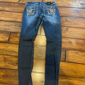 Women’s miss me skinny jeans
